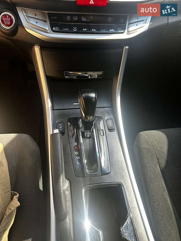 Седан Honda Accord 2013 в Броварах