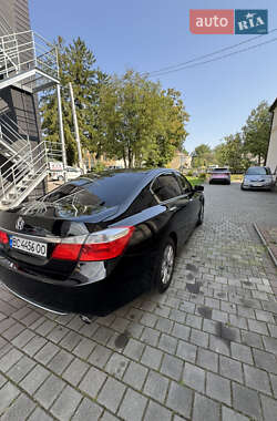 Седан Honda Accord 2014 в 