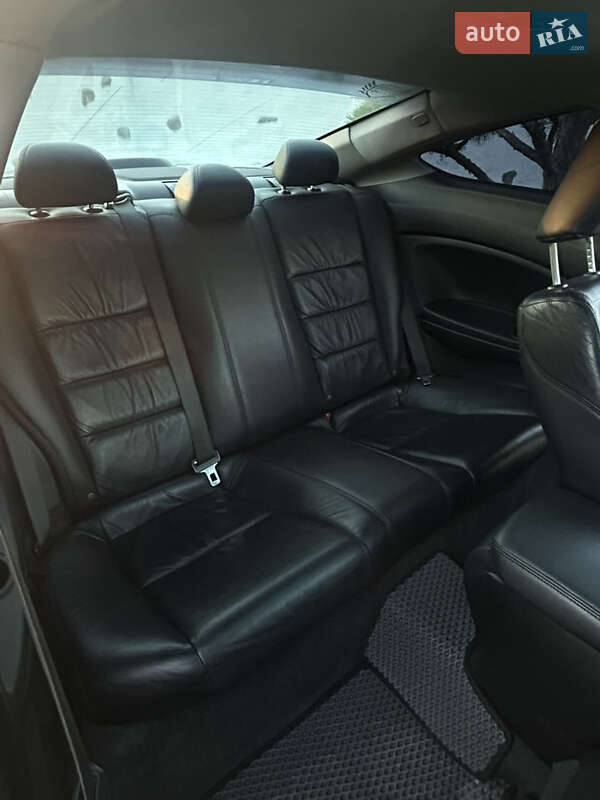 Купе Honda Accord 2012 в Ивано-Франковске