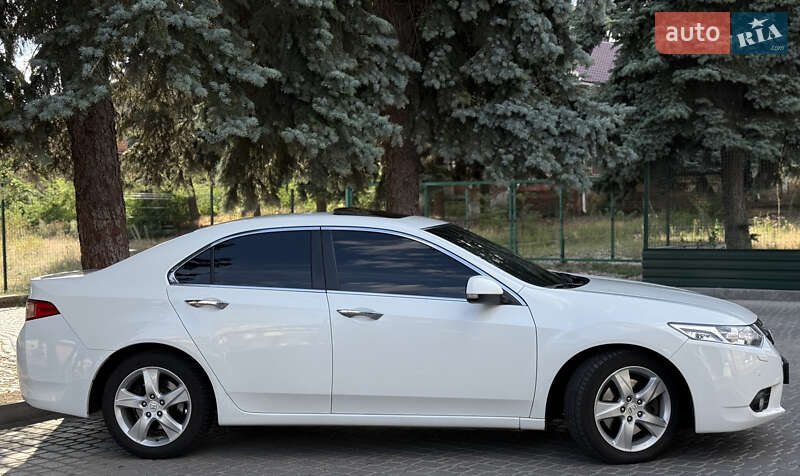 Седан Honda Accord 2012 в Кропивницком