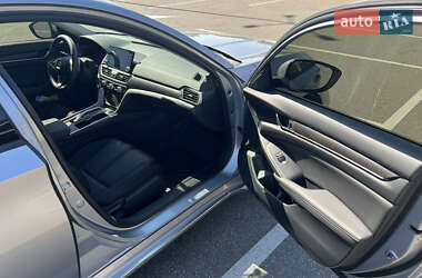 Седан Honda Accord 2019 в 