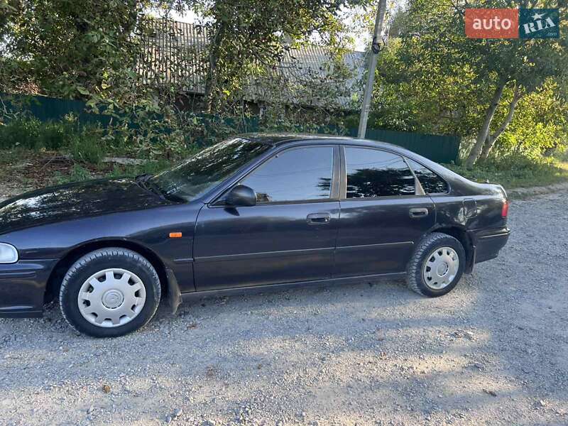 Седан Honda Accord 1994 в Дунаївцях