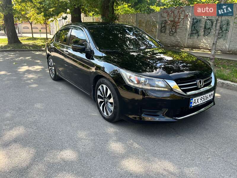 Седан Honda Accord 2014 в Харькове