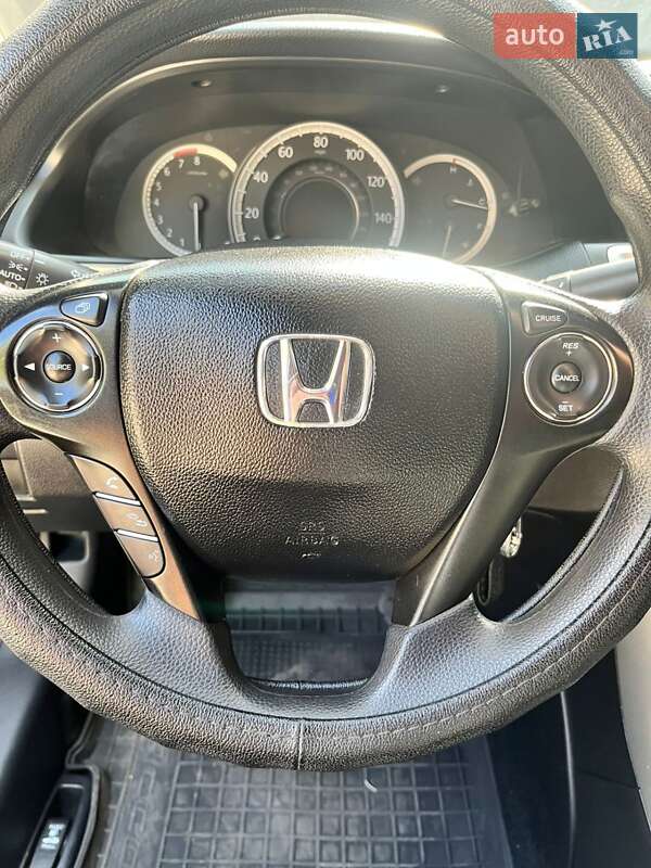 Седан Honda Accord 2014 в Харькове