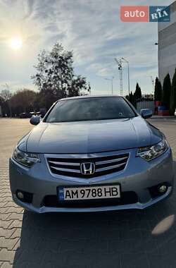 Седан Honda Accord 2011 в 