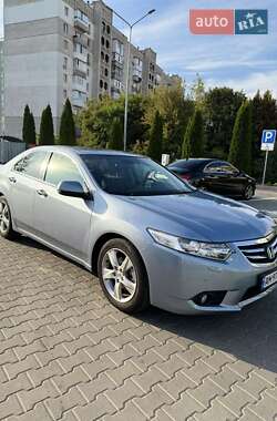 Седан Honda Accord 2011 в 