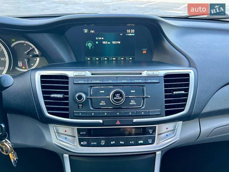 Седан Honda Accord 2013 в Киеве