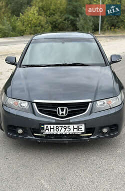 Седан Honda Accord 2005 в 