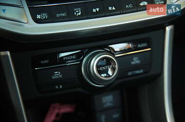 Седан Honda Accord 2015 в 