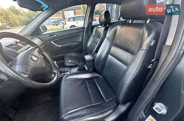 Седан Honda Accord 2005 в 