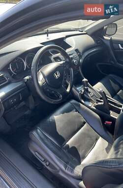 Седан Honda Accord 2012 в 