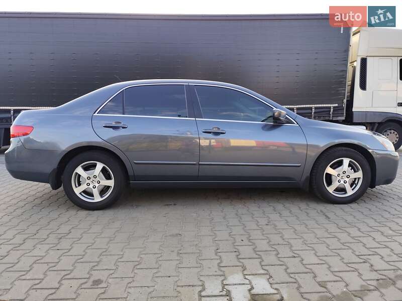 Седан Honda Accord 2005 в Петропавловской Борщаговке