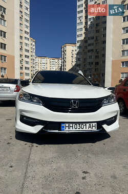 Седан Honda Accord 2017 в Одессе