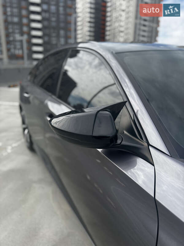 Седан Honda Accord 2018 в Києві