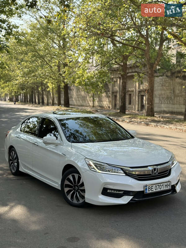 Седан Honda Accord 2017 в 