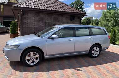 Универсал Honda Accord 2004 в 