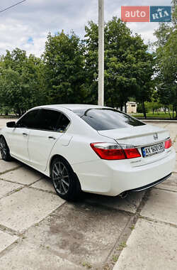 Седан Honda Accord 2014 в 