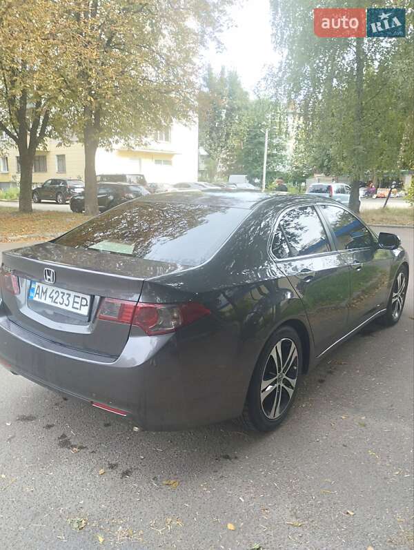 Седан Honda Accord 2009 в Житомирі