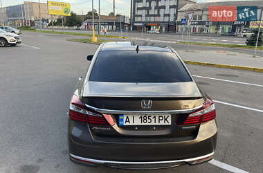 Седан Honda Accord 2016 в 
