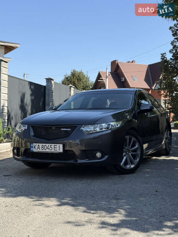 Седан Honda Accord 2011 в Киеве