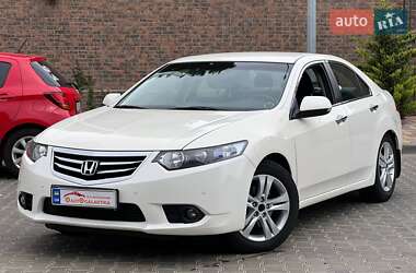 Седан Honda Accord 2011 в 