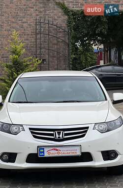 Седан Honda Accord 2011 в 