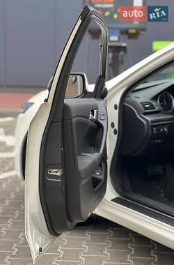 Седан Honda Accord 2011 в 