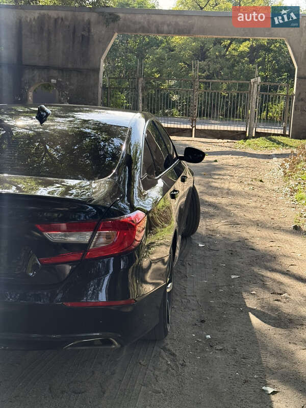 Седан Honda Accord 2018 в Запоріжжі