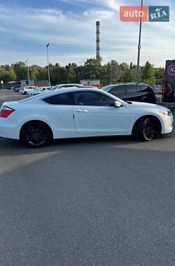 Купе Honda Accord 2010 в Києві