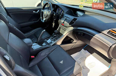 Седан Honda Accord 2011 в 