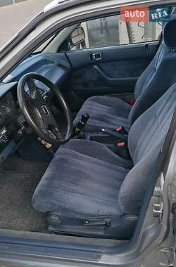 Седан Honda Accord 1989 в Кривом Роге