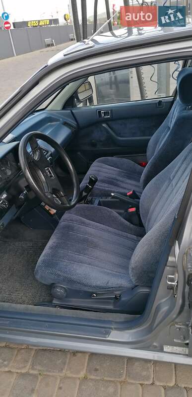 Седан Honda Accord 1989 в Кривому Розі