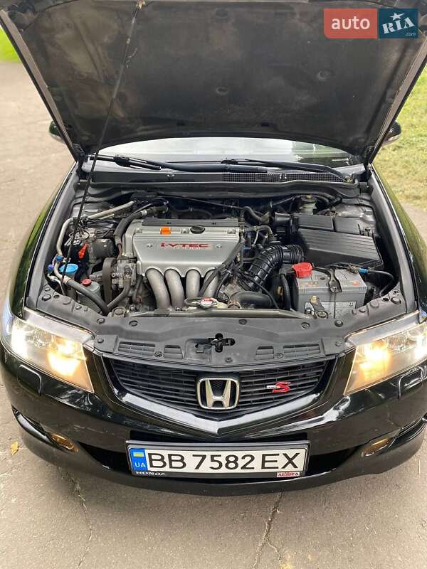 Седан Honda Accord 2007 в Остроге