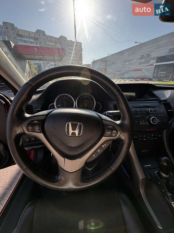 Седан Honda Accord 2008 в Львові