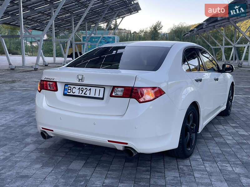 Седан Honda Accord 2008 в Львове