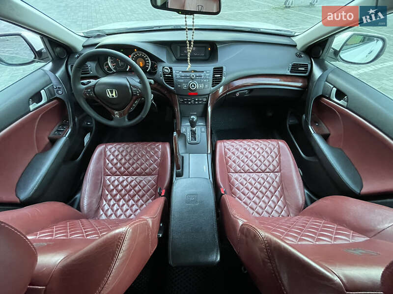 Седан Honda Accord 2008 в Львове
