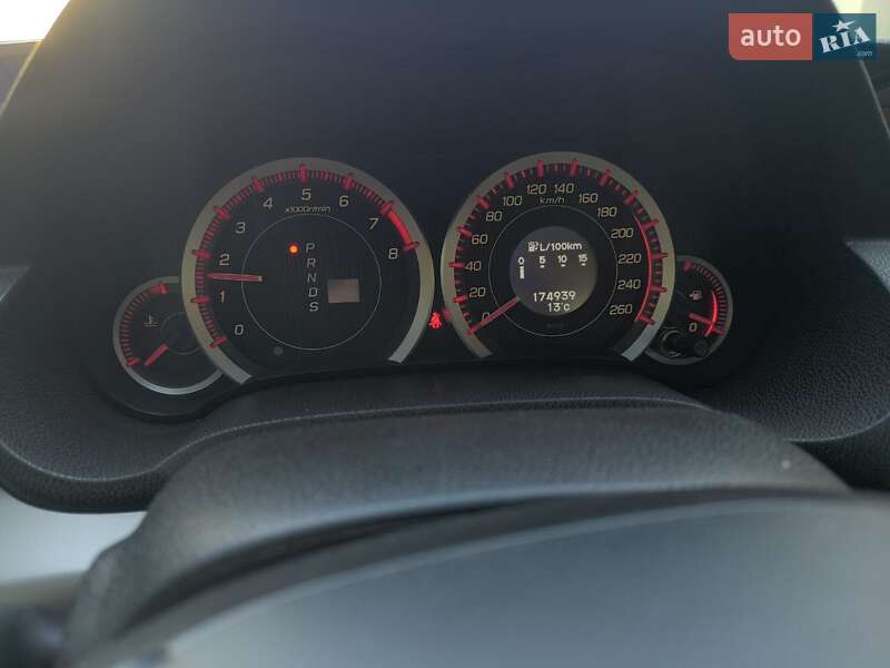 Седан Honda Accord 2010 в Киеве