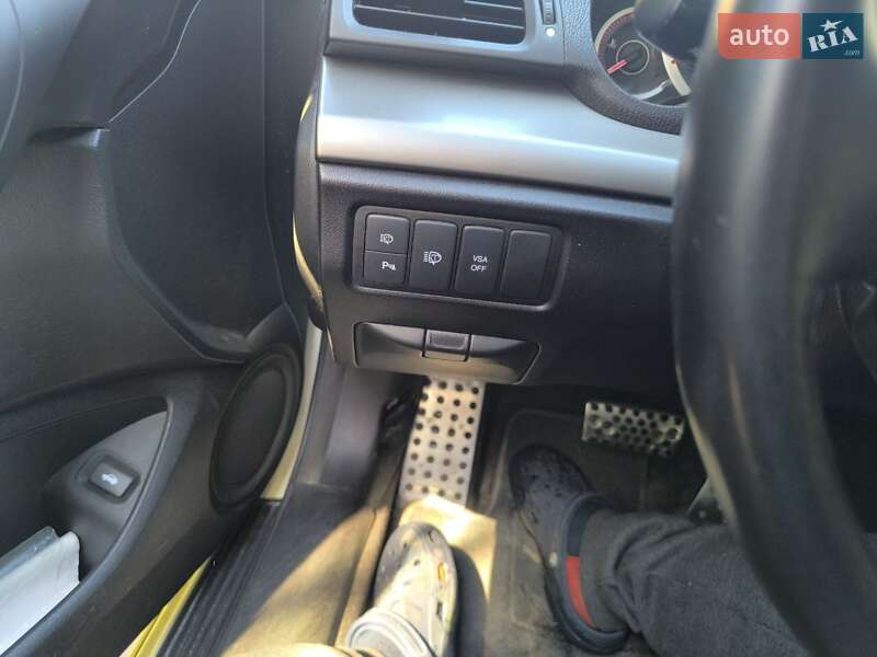 Седан Honda Accord 2010 в Киеве