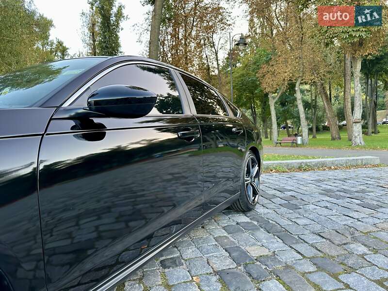 Седан Honda Accord 2023 в Киеве