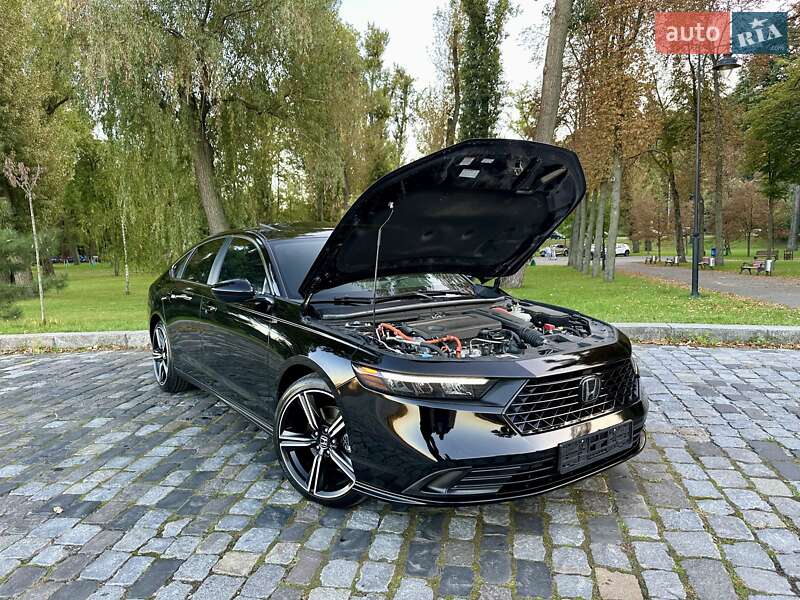 Седан Honda Accord 2023 в Киеве