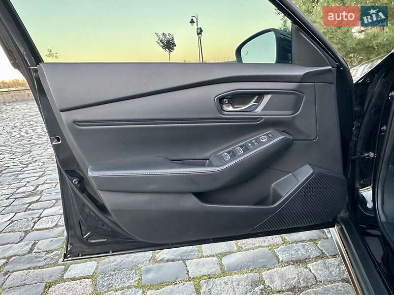 Седан Honda Accord 2023 в Киеве