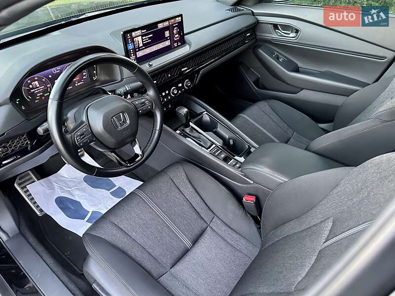 Седан Honda Accord 2023 в Киеве