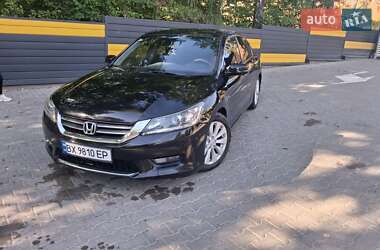 Седан Honda Accord 2015 в 