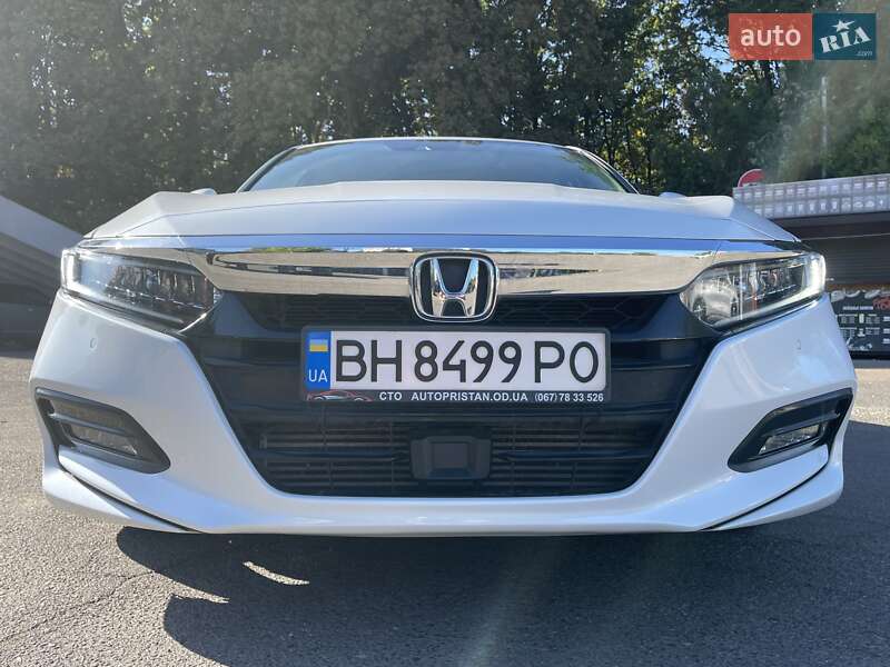 Седан Honda Accord 2018 в Одессе