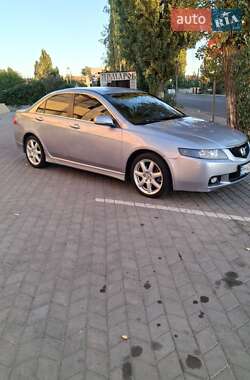 Седан Honda Accord 2004 в Черноморске