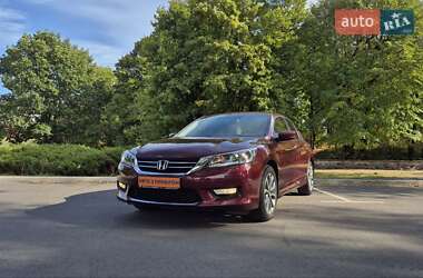 Седан Honda Accord 2014 в Черкассах