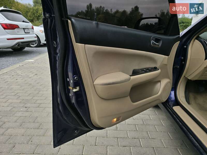 Седан Honda Accord 2003 в Львове
