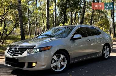 Седан Honda Accord 2011 в Ахтырке