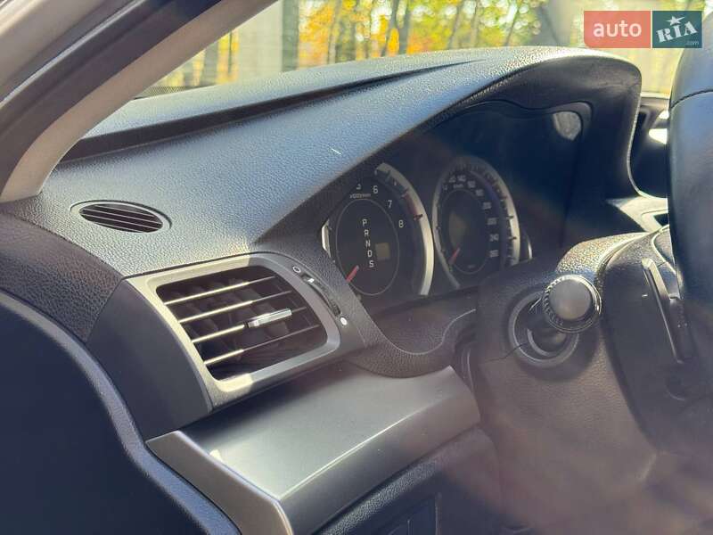 Седан Honda Accord 2011 в Ахтырке