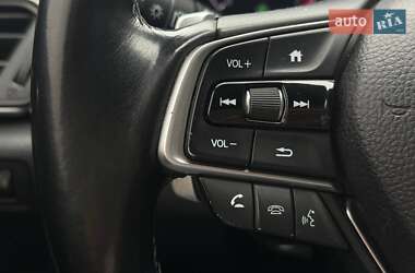 Седан Honda Accord 2018 в 